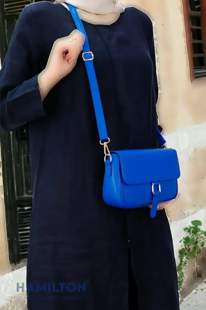 کیف زنانه باگت روزانه چرمی با بند قابل تنظیم با بند قابل تنظیم آبی با جا کارتی - 1505