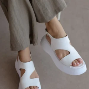 دانلود زیرنویس فارسی فیلم Hunter-based Women Sandals - WHITE - 3511 - 3511
