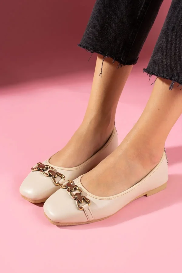 کفش های مسطح لوازم جانبی زنجیره ای پوست Kedja Beige - 3142
