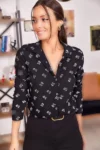 الگوی گل سیاه الگوی پیراهن آستین بلند -22K001063 - 3442 - 3442