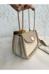 کیف دستی زنانه با کرم و زنجیر و رنگ بژ - 4140