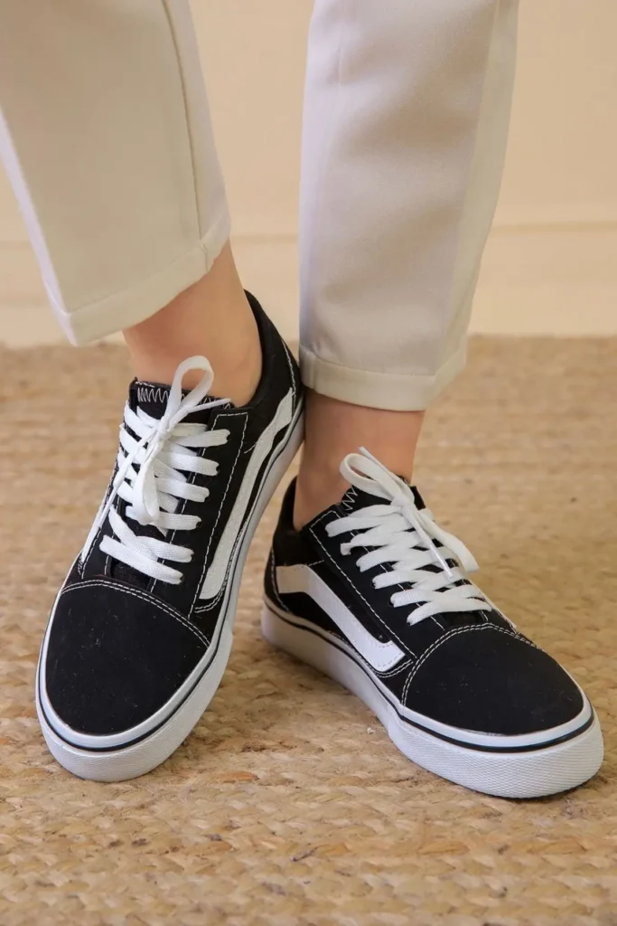 کفش کلاسیک سیاه روزمره یونیسکس - 4748