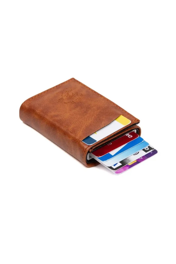 کیف پول مردانه چرم قهوه‌ای با مکانیزم و کیف دوشی روزمره - 4778