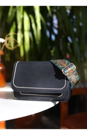 کیف دستی زنانه رشته‌ای دارای بند قابل تنظیم، کیف نقش‌دوزی شده با طرح Vintage. - 5046