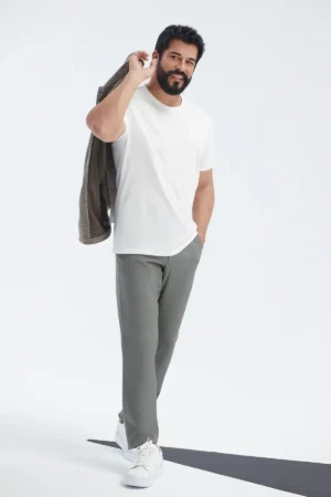 تی‌شرت بیسیک یقه گرد دار و تنگ مردانه سفید ۱۰۰٪ پنبه سریع (Slim Fit) - 6576