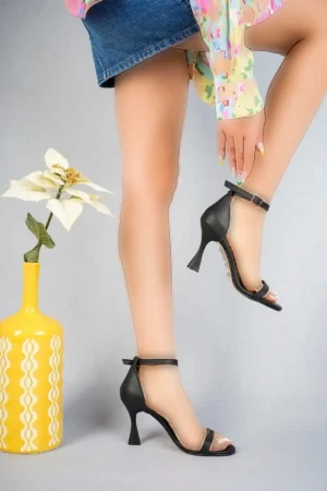 کفش پاشنه بلند زنانه مشکی مدل ساده جدید کلاسیک با کفی اورتopedیک - 6194
