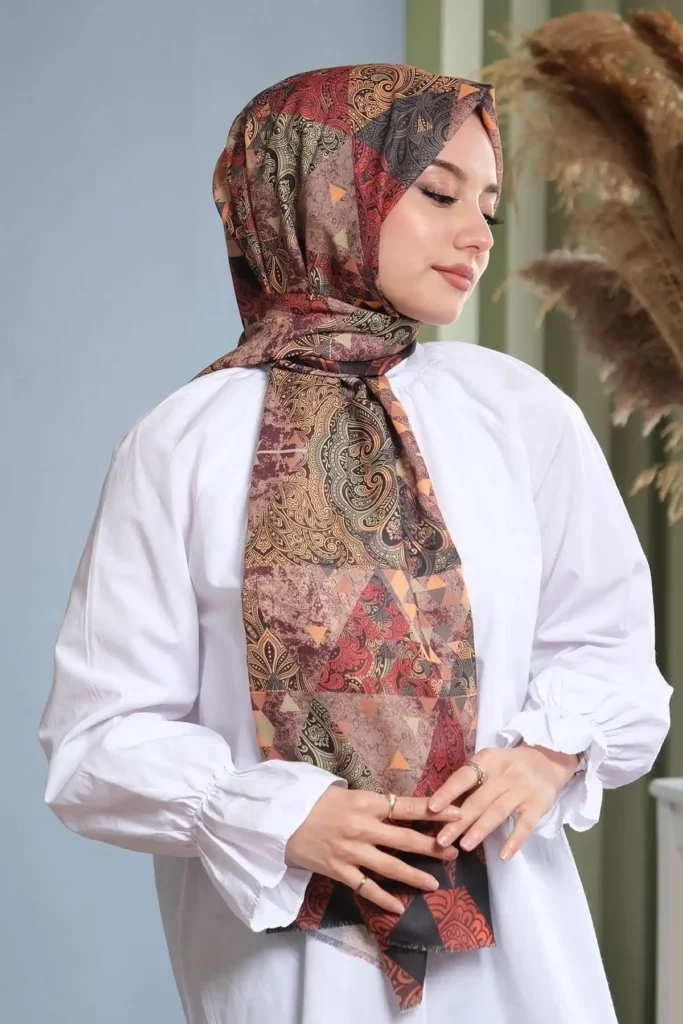 شال گل‌دار پشمی قهوه‌ای - 5967