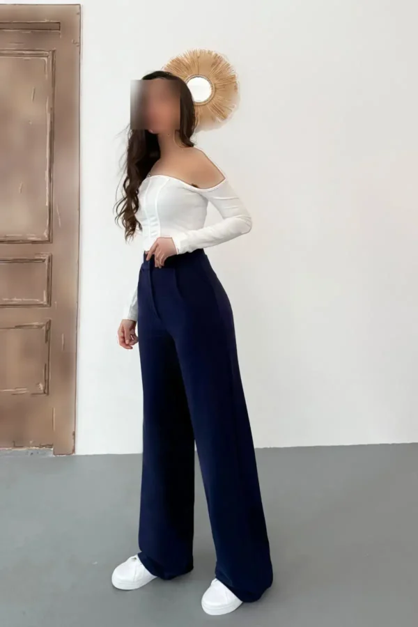 شلوار گشاد پازینی لاکر به رنگ سرمه‌ای زنانه با کشسانی - 7405
