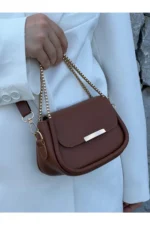 کیف دستی و دوشی زنانه تَبَی با دستگیره زنجیری قابل تنظیم مدل میلا - 6972
