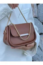 کیف دستی و دوشی زنانه تَبَی با دستگیره زنجیری قابل تنظیم مدل میلا - 6972