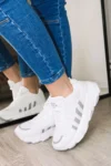 کفش ورزشی روزمره زنانه ناستایل با کفی بالا و رنگ سفید - 7494