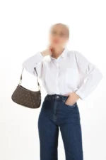 کیف دستی و دوشی زنانه قهوه‌ای با طرح‌های متنوع و بند قابل تنظیم - 6967