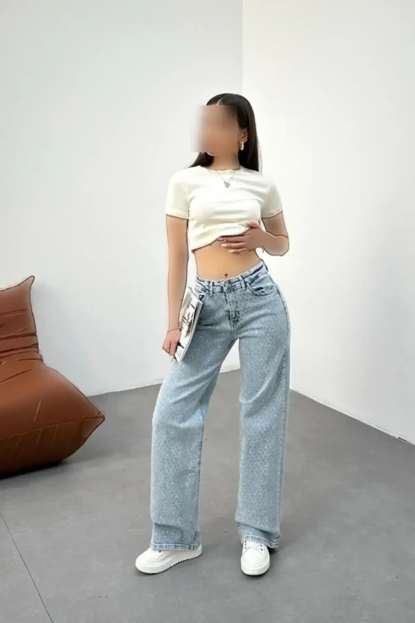 شلوار جین استرینت بافت دار مینی حکاکی سنگی زنانه با کمر بالا رنگ آبی روشن - 7430
