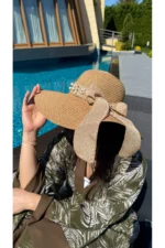 کلاه حصیری زنانه با روبان و مروارید رنگCamel مدل HSR2071 با بسته‌بندی جعبه‌ای - 7653