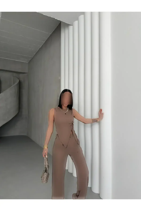 ست لباس زنانه با پارچهٔ براق و برش نامتقارن، شامل شلوار و تاپ - 8222