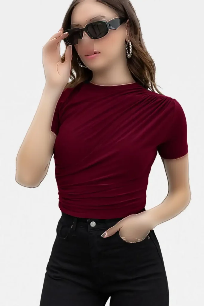 بلوز کوتاه آستین زنانه با یقه گرد و چیندار سندی رنگ بوردو - 7821