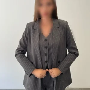 ست سه‌تکه شامل شلوار، ژاکت و جلیقه با طرح خطوط - 9303