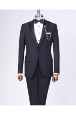 ست دامادی شامل جلیقه، کت و شلوار با طرح ایتالیایی و برش slim fit به رنگ مشکی T11776 - 9390