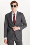 کت و شلوار مردانه نازک فیت با یقه مونو از پارچه کشی انعطاف‌پذیر به رنگ خاکستری تیره - 9391