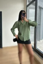 4642 بلوز زنانه با جزئیات آستین و کراش رنگ خاکی - 9205