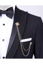 ست دامادی شامل جلیقه، کت و شلوار با طرح ایتالیایی و برش slim fit به رنگ مشکی T11776 - 9390