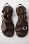 صندل زنانه چرم طبیعی با جزئیات لاستیکی سه‌تایی - قهوه‌ای - 8490
