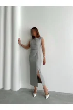 پیراهن میدی خاکستری با جزئیات یقه و شولدر و چاک زنانه - 9081