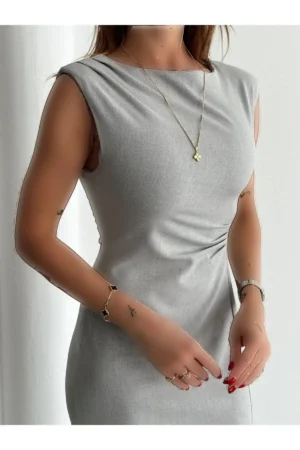 پیراهن میدی خاکستری با جزئیات یقه و شولدر و چاک زنانه - 9081