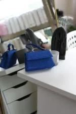 کیف کلاچ زنانه با جزئیات نگهدارنده آبی با درخشش مرواریدی - 9359