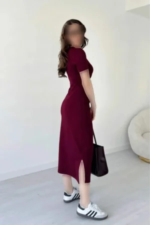 پیراهن زنانه مدال با پارچه بوردو به همراه جزئیات بند کنار - 9072