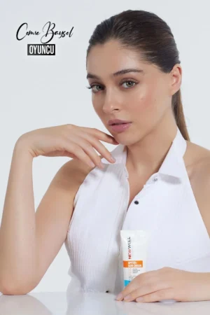 کرم ضد آفتاب با حفاظت بالا SPF 50+ آلوئه ورا - 9797