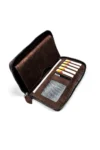 کیف پول چرمی بلند با بخش‌های مخصوص تلفن و کارت‌های غیرجنسیتی مدل کرازى رنگ قهوه‌ای تیره - 10417
