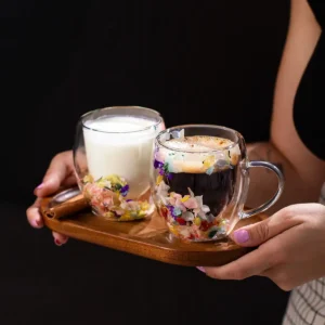 فنجان چای و قهوه شیشه‌ای دو جداره با دسته عایق حرارتی ۲ عددی ۲۵۰ میلی‌لیتر - 10326