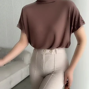 بلوز زنانه با یقه ایستاده از پارچه ویسکوز و الاستین با شانه های پایین - 10522