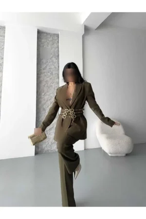 ست شلوار و ژاکت بلیزر با جزئیات طلایی - 9957