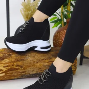 کف shoe ورزشی زنانه مشکی و سفید با بند و 10 سانتیمتر پاشنه مخفی WSB4086 - 10565