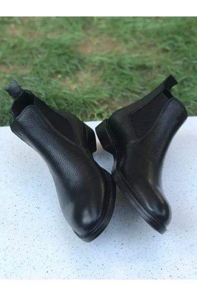 چکمه مردانه کوتاه از جنس چرم طبیعی مشکی - 10879