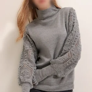 ژاکت زنانه خاکستری با آستین نیمه ماهی و جزئیات دانتل - 11114