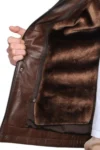 کت و کاپشن چرم طبیعی مردانه اوون دارجی با آستری خزدار رنگ قهوه‌ای تیره - 11450
