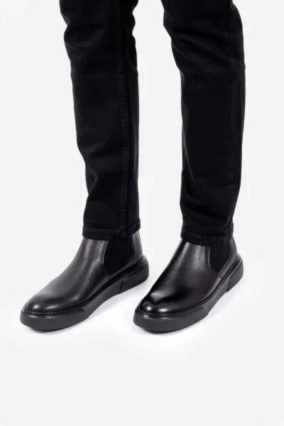 چکمه مردانه چرم اصل مشکی فوق‌العاده راحت و سبک چلسا مدل LUASS25AL0026 - 10687