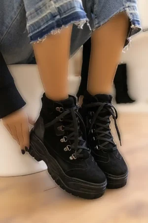 بوت زنانه مشکی - 10970
