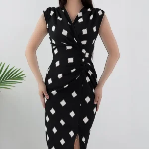 پیراهن با یقه کلاهی و دکمه‌دار با چاک NY4303 - 11366