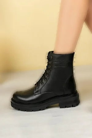 بوت روزمره زنانه چرم طبیعی مدل DC9617 - 10998