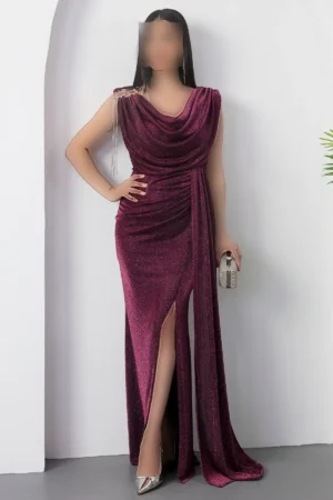 پیراهن یقه دگمه‌ای با تزئینات روی شانه و پارچه براق شماره 39878 - 11300