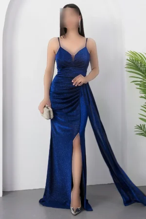 پیراهن مجلسی بلند از جنس توری با طراحی چین‌دار و شقاق‌دار 39711 - 11317