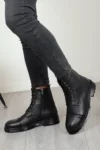 چکمه مردانه زمستانی D402 از جنس چرم طبیعی و با کفی لاستیکی ضدآب - 10692