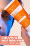 کرم ضد آفتاب مرطوب‌کننده SPF50+ مناسب پوست‌های خشک 50 میلی‌لیتر - 11661