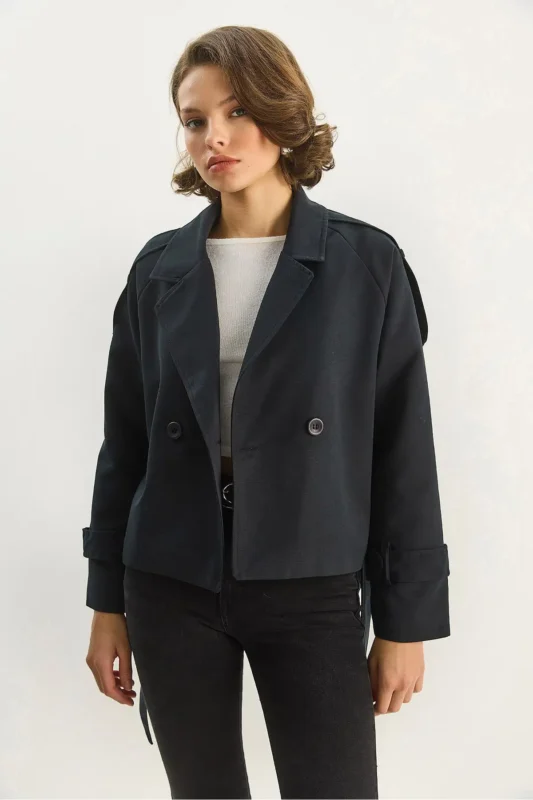 پالتوی کوتاه زنانه با آستین و کمربند ۰۳۰۱ ۶۰۲۸۳۶۹۷ - 11744