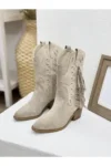 بوت زنانه چرم وسترن با جزئیات موی شتری مدل ونوس 2454101K - 12830