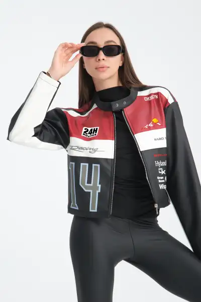 ژاکت دخترانه سایز بزرگ دارای نوار چرمی مخصوص موتورسیکلت ژاکت دخترانه سایز بزرگ دارای نوار چرمی مخصوص موتورسیکلت